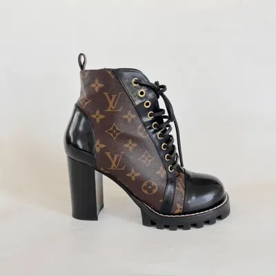 Pre-owned Louis Vuitton Brown Monogram Canvas And Patent Leather Star Trail Ankle Boots, 38.5