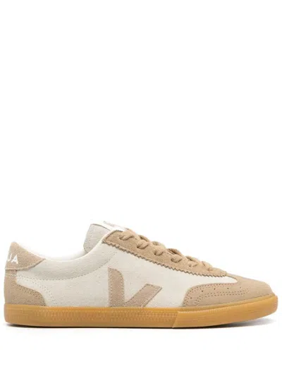 Veja Sneakers In Natusahara