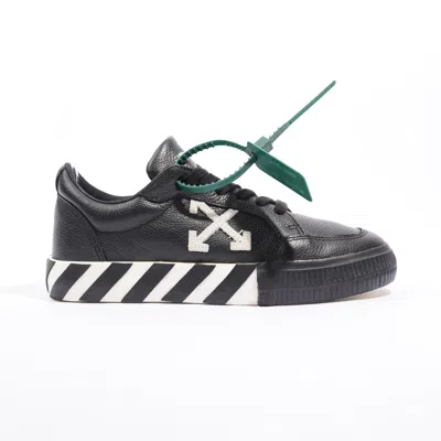Off-white Off White Vulcanized Sneakers / White / Canvas In Black