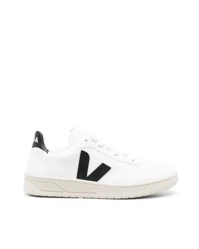Veja Sneakers 2 In White
