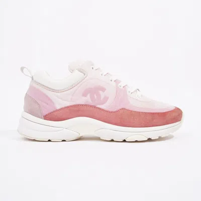 Pre-owned Chanel Cc Logo Sneakers / /nylon In Pink