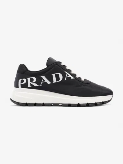 Prada Low Top Sneaker /re Nylon In Black