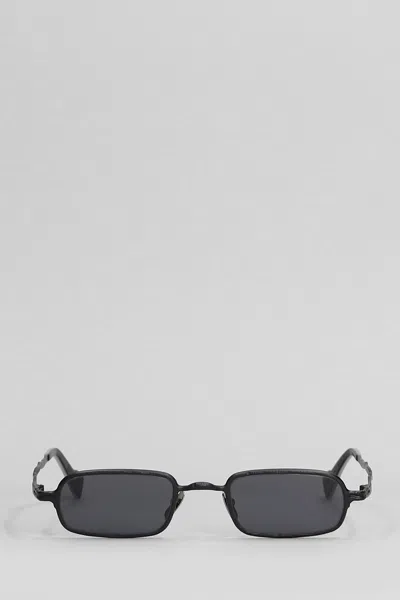 Kuboraum Z18 Sunglasses In Black Metal Alloy