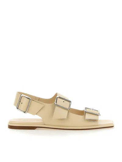 Aeyde Sandal With Buckle In Ivory