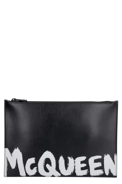 Alexander Mcqueen Logo Detail Flat Leather Pouch In Black