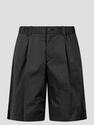 Herno Light Cotton Stretch And Ultralight Crease Shorts In Black