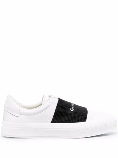 Givenchy Sneakers & Slip-on In White