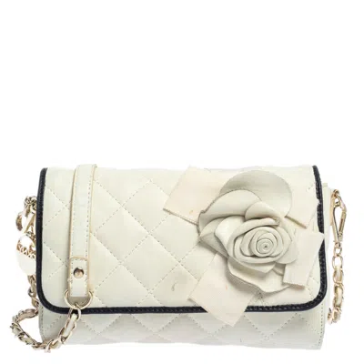 Dkny Offquilted Leather Floral Applique Flap Chain Bag In White
