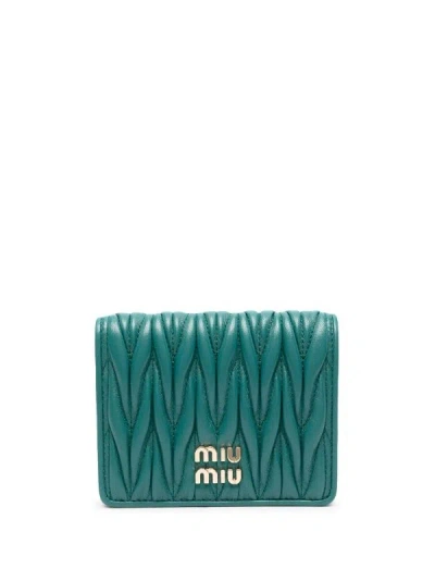 Miu Miu Logo-plaque Matelassé Wallet In Argento