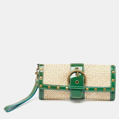 Coach /beige Woven Raffia And Patent Leather Buckle Flap Wristlet Clutch In Green