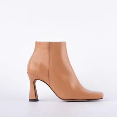 Angel Alarcon Camel Leather Ankle Boot In Brown