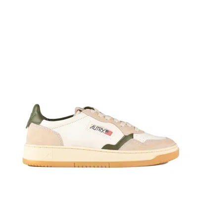 Autry Sneakers Medalist Low In White And Green Leather And Suede