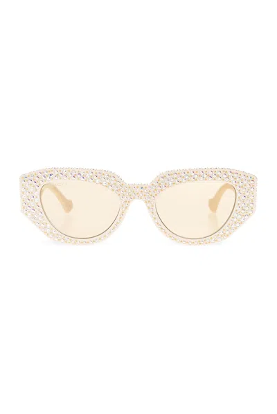 Gucci Cat-eye Sunglasses In Pink