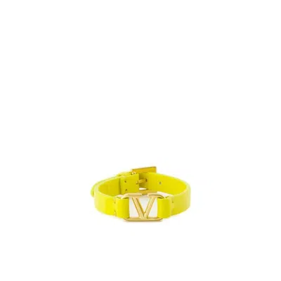 Valentino Garavani Valentino Vlogo Plaque Bracelet In Yellow
