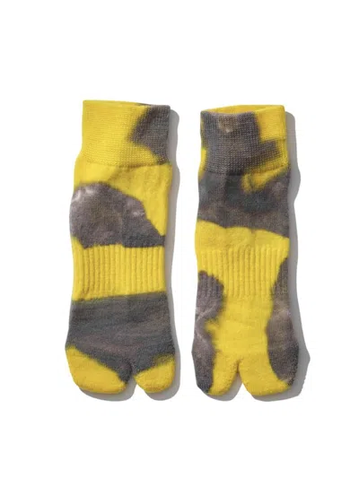 Mountain Research "tie Dye Tabi" Socks In Yellow
