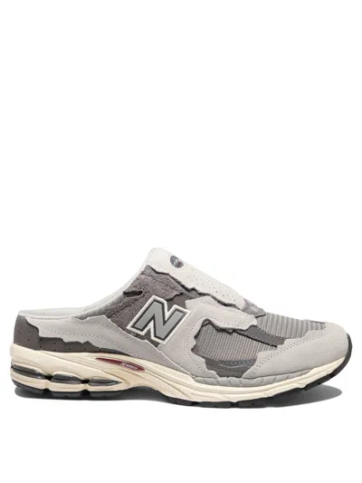 New Balance "2002 N" Slippers In Gray