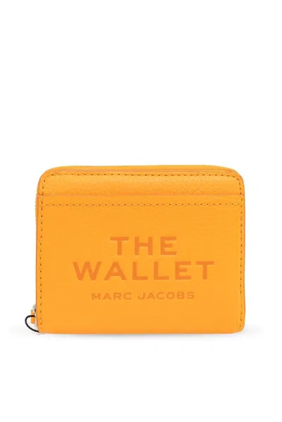 Marc Jacobs Logo Printed Zipped Mini Compact Wallet In Orange