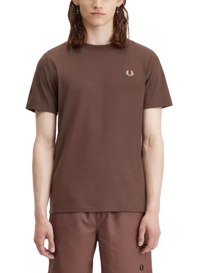 Fred Perry Logo T-shirt In Brown