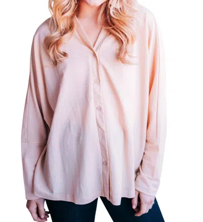 Listicle Spring Weekend Shift Top In Cream In Pink