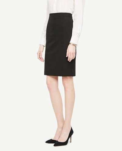 Ann Taylor The Seamed Pencil Skirt In Seasonless Stretch In Black