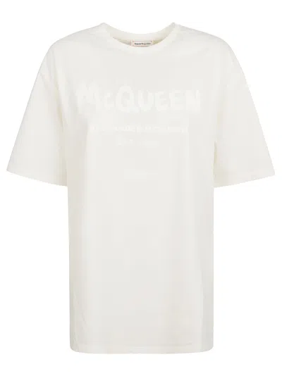 Alexander Mcqueen Logo Print Round Neck T-shirt In Weiss