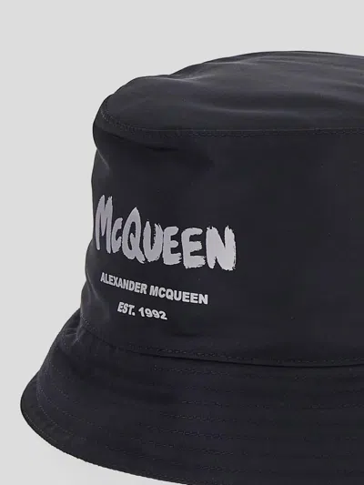 Alexander Mcqueen Graffiti Logo Bucket Hat In Blue