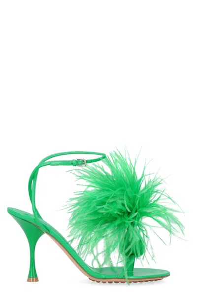 Bottega Veneta Elegant Green Leather Sandals With Ostrich Feather Detail And Adjustable Ankle Strap For Women