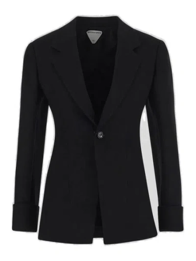 Bottega Veneta Structured Raffia Jacket For Women In Black