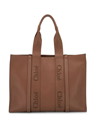 Chloé Woody Large Leather Tote Handbag In Brown