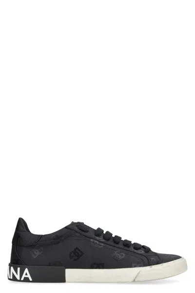 Dolce & Gabbana Stylish Black Low-top Sneaker For Men