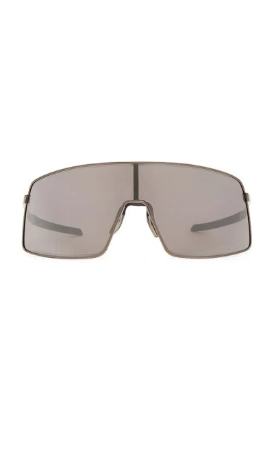 Oakley Sutro Ti Shield Sunglasses In Brown