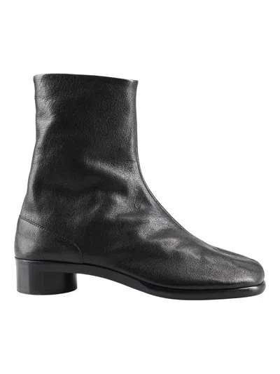 Maison Margiela Tabi Boots Shoes In Black