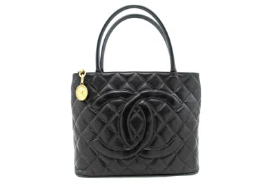 Pre-owned Chanel Medaillon Black Leather Tote Bag ()