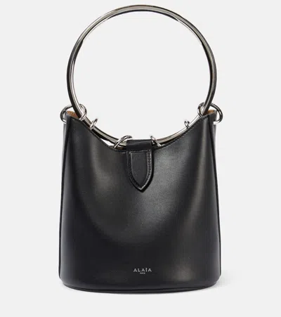 Alaïa Ring Medium Leather Bucket Bag In Black