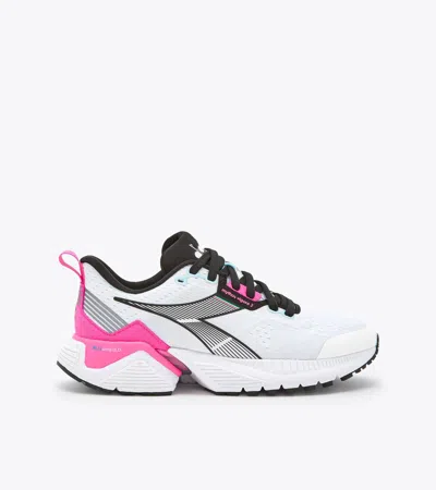 Diadora Women's Mythos Blushield Vigore 2 Shoes In White/pink