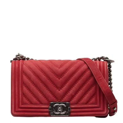 Pre-owned Chanel Boy Red Suede Shopper Bag ()