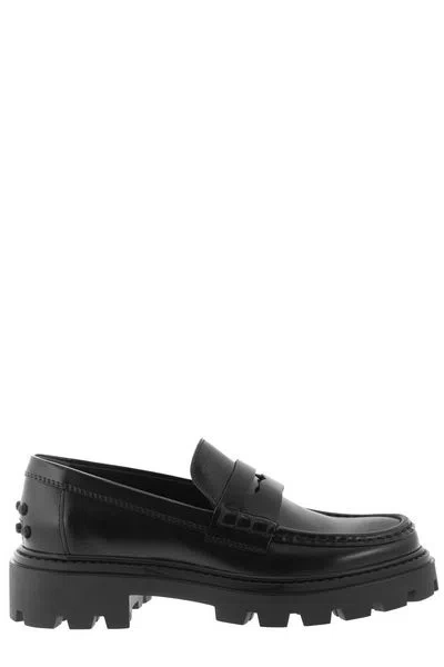 Tod's Moccasin Tods Made Of Semi-gloss Leather In Black