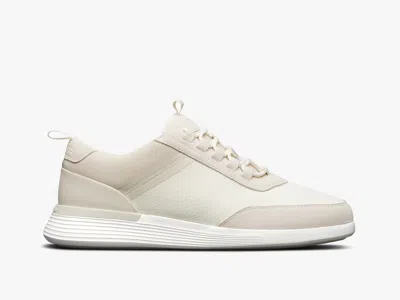 Wolf & Shepherd Crossover™ Victory Trainer In Off White,white