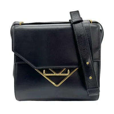 Bottega Veneta The Clip Black Leather Shopper Bag ()