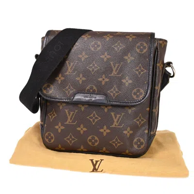 Pre-owned Louis Vuitton Bass Brown Canvas Shoulder Bag ()