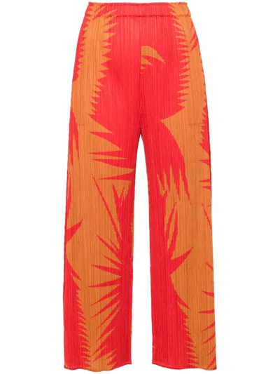 Issey Miyake Piquant Cropped Trousers In Red