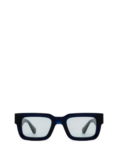 Chimi Sunglasses In Dark Blue