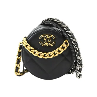 Pre-owned Chanel 19 Black Leather Clutch Bag ()