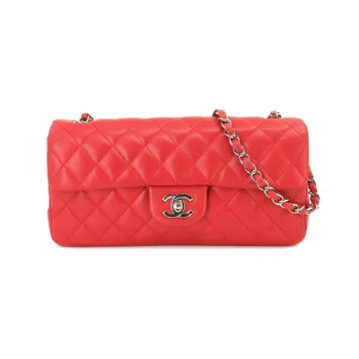 Pre-owned Chanel Mini Matelassé Red Leather Shoulder Bag ()