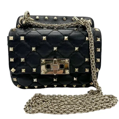 Valentino Garavani Rockstud Leather Shoulder Bag () In Black