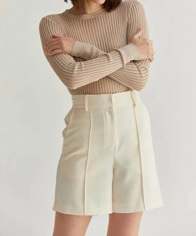 Crescent Kira Burmuda Trouser In Cream In White