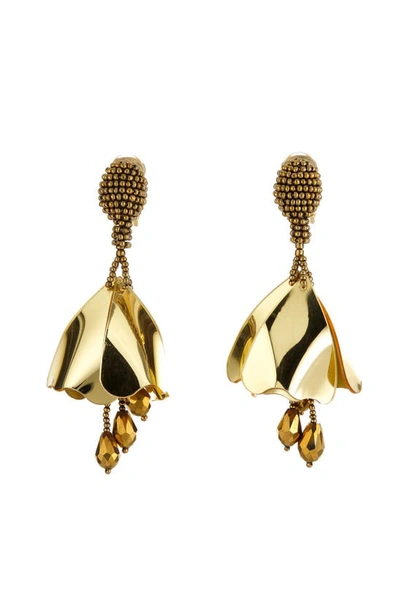 Oscar De La Renta Small Impatiens Flower Drop Clip Earrings In Gold