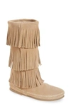 MINNETONKA 3-LAYER FRINGE BOOT,1631T