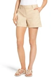VINCE CAMUTO CUFFED SHORTS,9199323