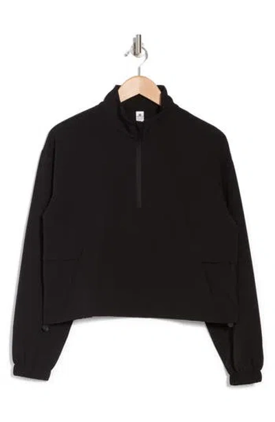 90 Degree By Reflex Andrea Mini Seersucker Crop Pullover In Black
